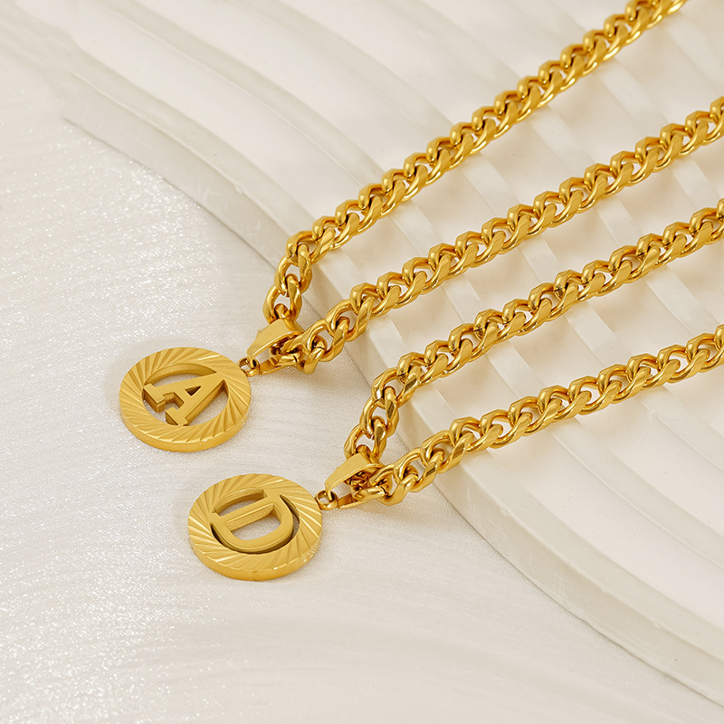 Collar con inicial de cadena c - Initial Letter Necklace 18K Gold reseña y precio
