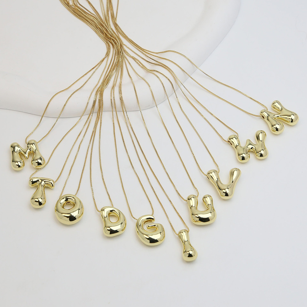 Collar con Colgante de Letra B - Initial Letter Necklace 18K Gold reseña y precio